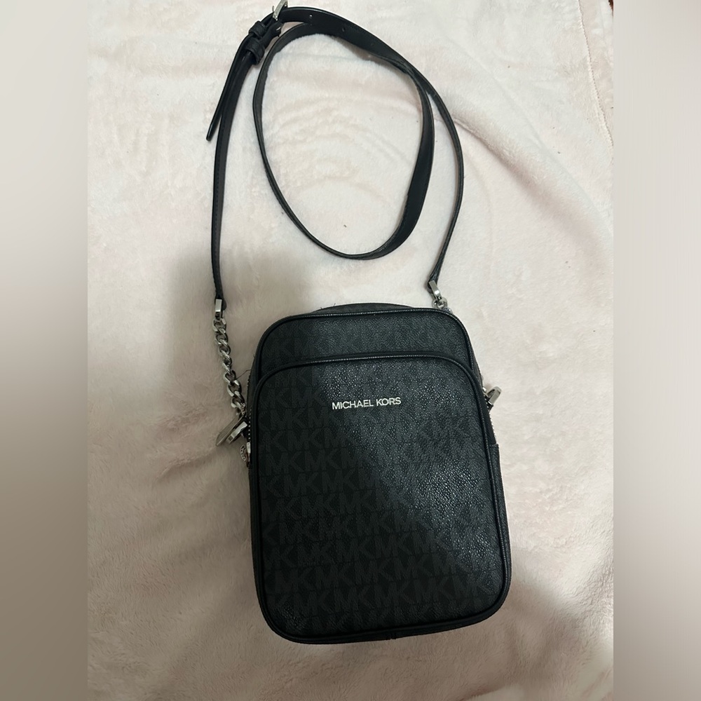 Black Michael Kors crossbody